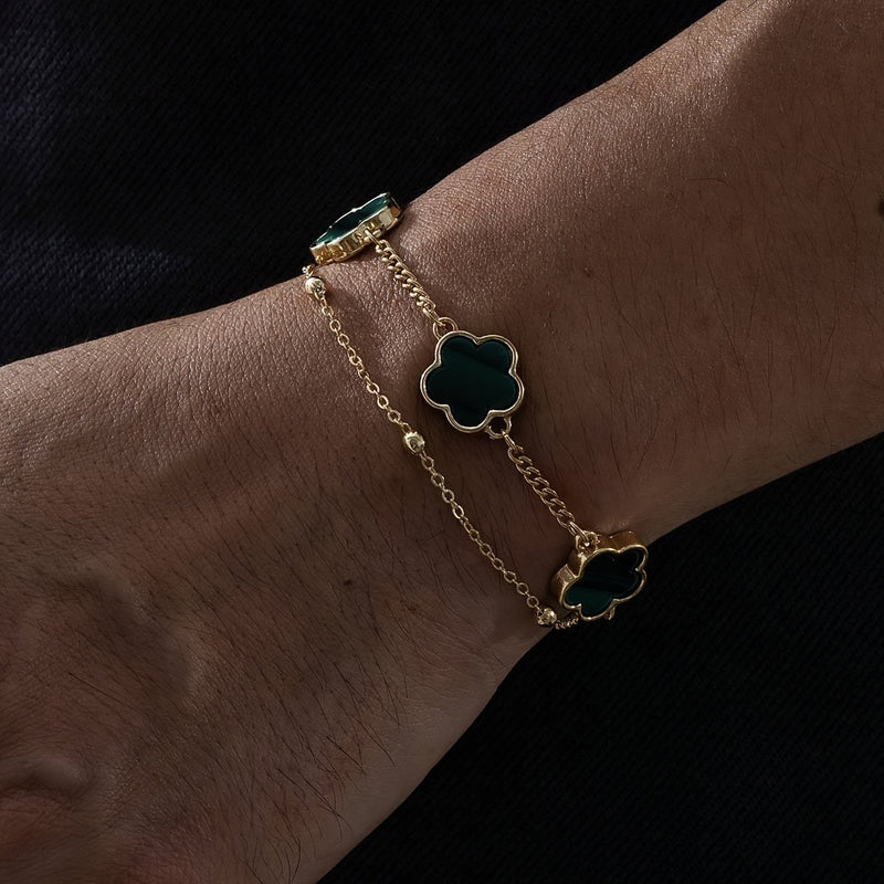 Simple and Stylish Men's Bracelet with Clover Charm for Daily Wear - Birthday Gift, Random Number of Beads